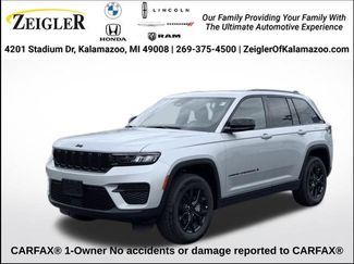 Used 2025 Jeep Grand Cherokee Altitude AWD/4WD video 1