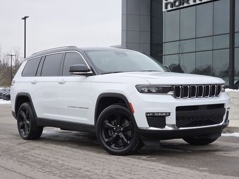Used 2022 Jeep Grand Cherokee L Limited image 2