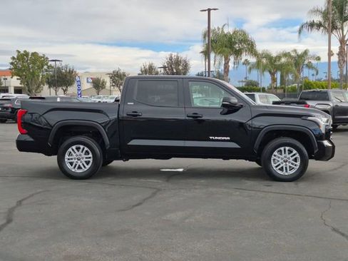 Used 2024 Toyota Tundra SR5 w/ SR5 Convenience Package AWD/4WD image 4