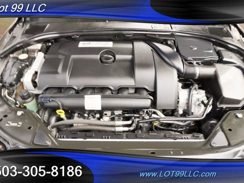 Used 2010 Volvo XC70 T6 image 19