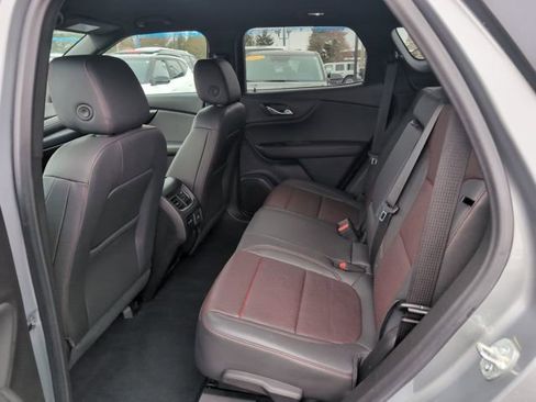 Used 2025 Chevrolet Blazer RS image 9