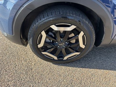 Used 2023 Kia Telluride S w/ S Sunroof Package image 8