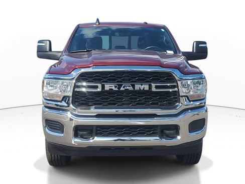 Used 2024 RAM 2500 Tradesman w/ Chrome Appearance Group AWD/4WD image 2