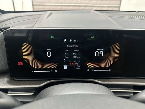 Certified 2026 Kia Sportage X-Line w/ X-Line Premium Package AWD/4WD image 11