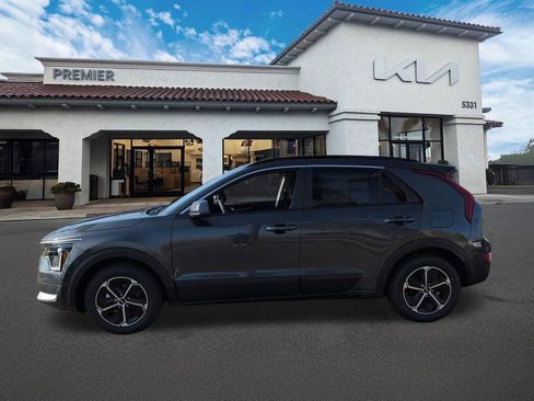 New 2026 Kia Niro LX FWD image 5