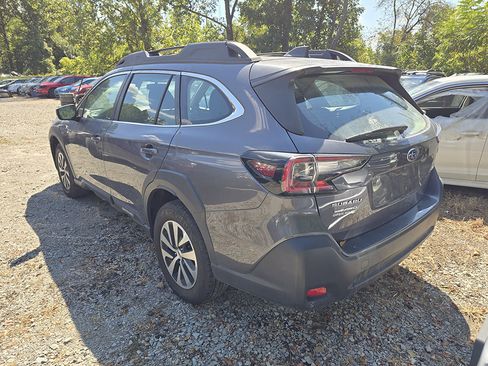 Used 2023 Subaru Outback AWD/4WD image 2