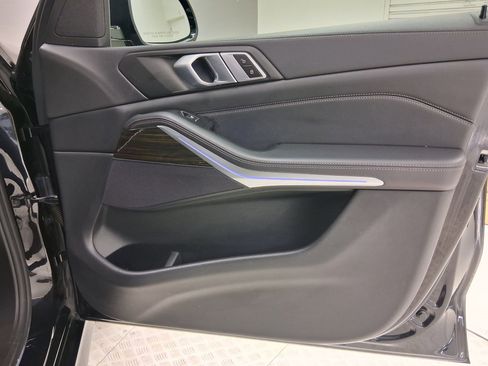 Used 2020 BMW X5 sDrive40i w/ M Sport Package RWD image 35