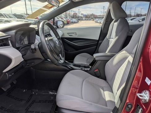 Used 2024 Toyota Corolla SE image 28