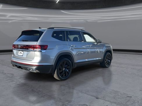 New 2026 Volkswagen Atlas SE FWD image 5