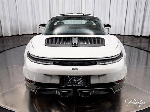 Used 2025 Porsche 911 Targa 4 GTS AWD/4WD image 18