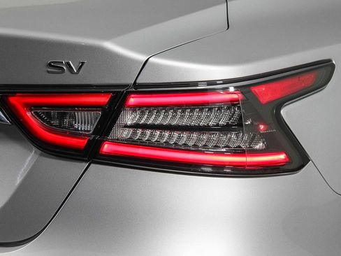 Certified 2022 Nissan Maxima SV w/ Floor Mat Group image 9