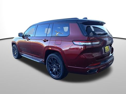 New 2025 Jeep Grand Cherokee L Summit image 3