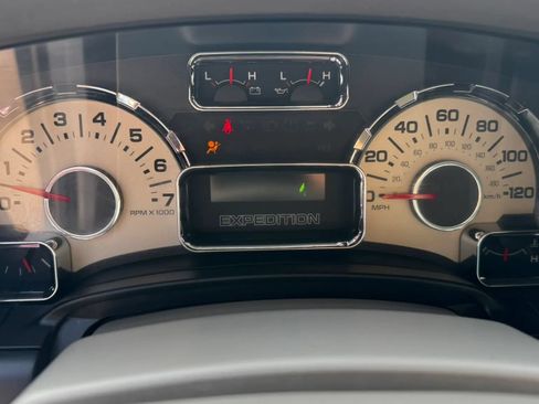 Used 2010 Ford Expedition EL Limited AWD/4WD image 27