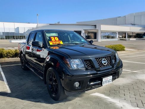 Used 2020 Nissan Frontier SV w/ Midnight Edition Floor Mats image 26