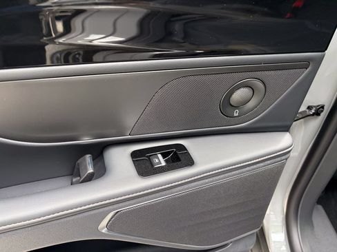 New 2026 Lincoln Nautilus Reserve AWD/4WD image 20