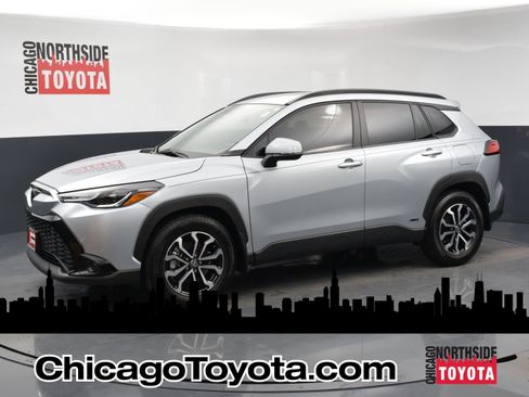 Used 2024 Toyota Corolla Cross SE image 1