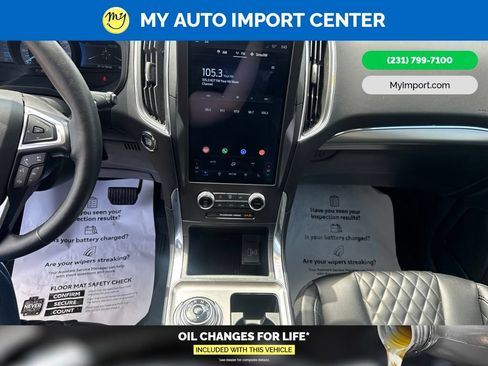 Used 2024 Ford Edge Titanium w/ Equipment Group 301A AWD/4WD image 21