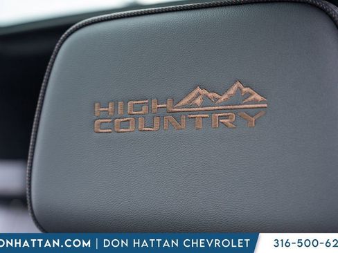 New 2026 Chevrolet Suburban High Country w/ Sun And Tow Package image 22