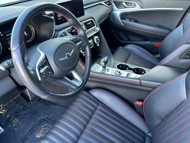 Used 2023 Genesis G70 2.0T w/ Sport Prestige Package RWD image 10