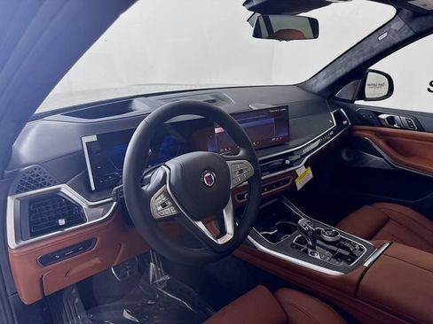 Used 2026 BMW ALPINA XB7 AWD/4WD image 9
