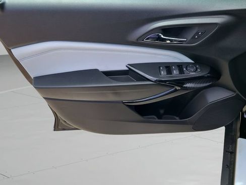 New 2026 Chevrolet Trax LT w/ Midnight Edition FWD image 17