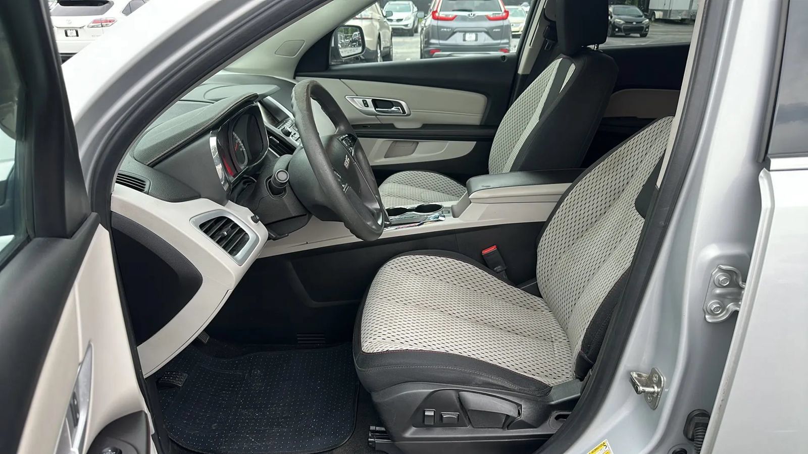 Used 2015 GMC Terrain SLE FWD image 7