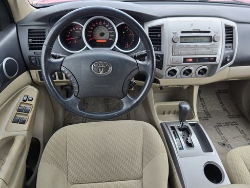 Used 2011 Toyota Tacoma 4x4 Double Cab w/ SR5 Pkg #2 image 25