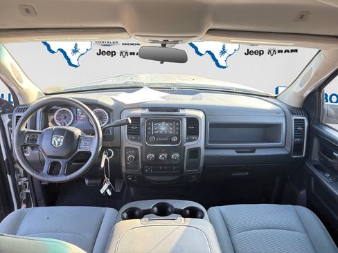 Used 2018 RAM 2500 Tradesman w/ Chrome Appearance Group AWD/4WD image 12