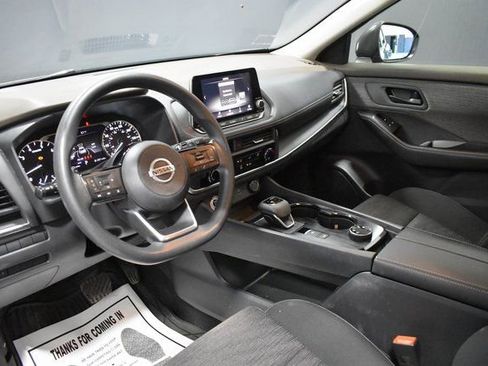 Used 2021 Nissan Rogue S image 4