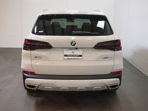 New 2026 BMW X5 xDrive40i w/ Climate Comfort Package image 5