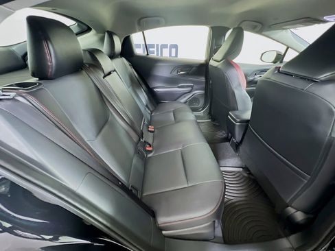 Used 2024 Toyota Prius Prime Premium image 31