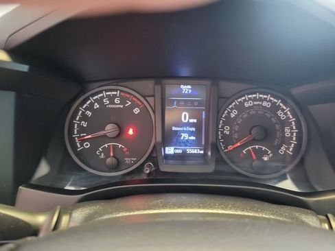 Used 2023 Toyota Tacoma SR AWD/4WD image 15