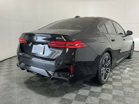 New 2026 BMW 530i w/ M Sport Package RWD image 5