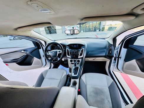 Used 2014 Ford Focus SE image 18