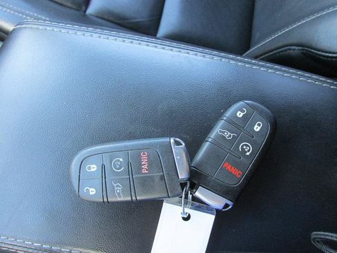 Used 2014 Jeep Grand Cherokee Limited AWD/4WD image 16