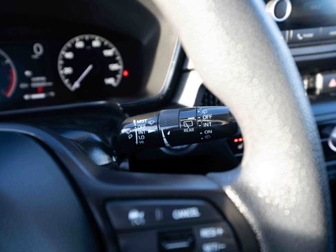 Used 2023 Honda CR-V EX image 14