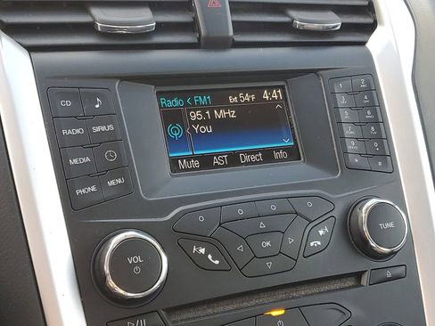 Used 2013 Ford Fusion SE image 17