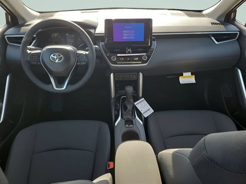New 2025 Toyota Corolla Cross LE FWD image 24