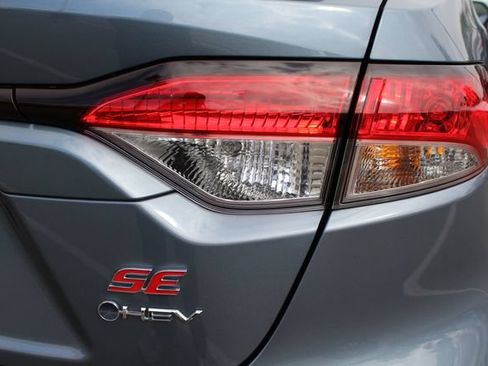Certified 2025 Toyota Corolla SE FWD image 20