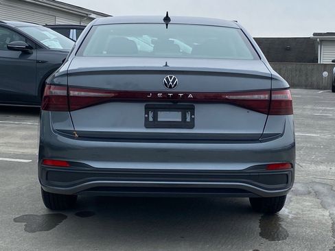 Certified 2025 Volkswagen Jetta S image 3