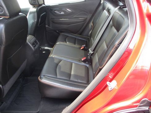 Used 2023 GMC Terrain AT4 w/ Infotainment Package II AWD/4WD image 17