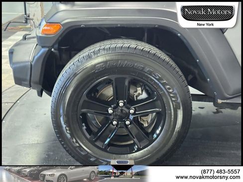 Used 2021 Jeep Wrangler Unlimited Sport image 10