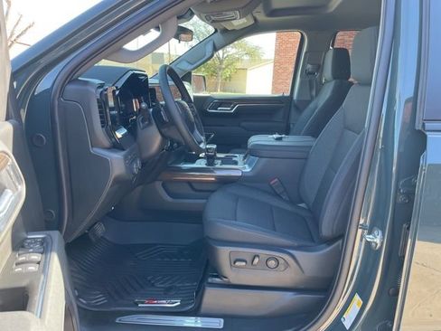 New 2026 Chevrolet Silverado 1500 LT Trail Boss w/ LPO, Dark Essentials Package image 17