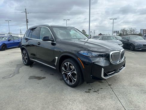 Certified 2026 BMW X5 sDrive40i w/ Climate Comfort Package image 6