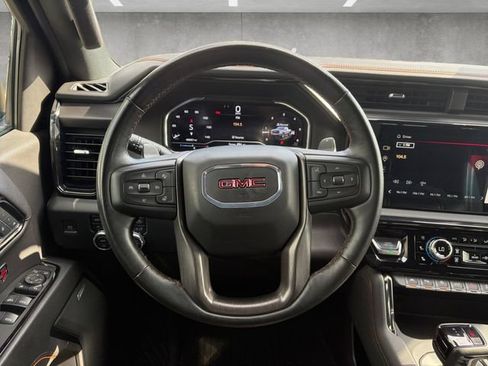 Used 2024 GMC Sierra 1500 AT4 w/ Technology Package AWD/4WD image 21