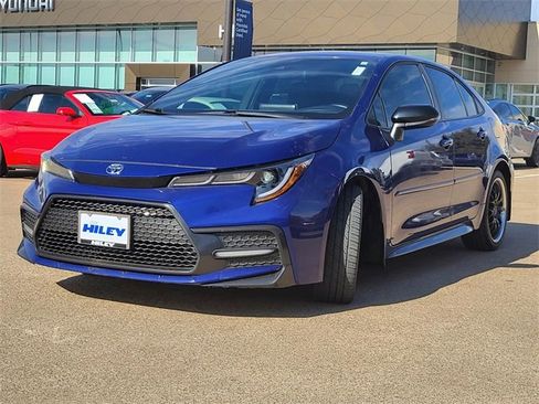 Used 2020 Toyota Corolla SE image 2