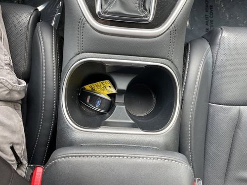 Used 2022 Subaru Outback Limited image 15