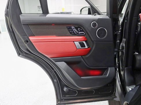 Used 2021 Land Rover Range Rover SV Autobiography Dynamic image 43