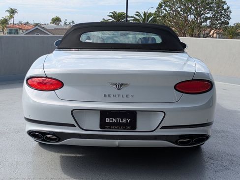 Used 2024 Bentley Continental GT V8 image 11