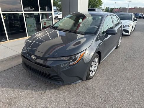 Used 2025 Toyota Corolla LE image 1